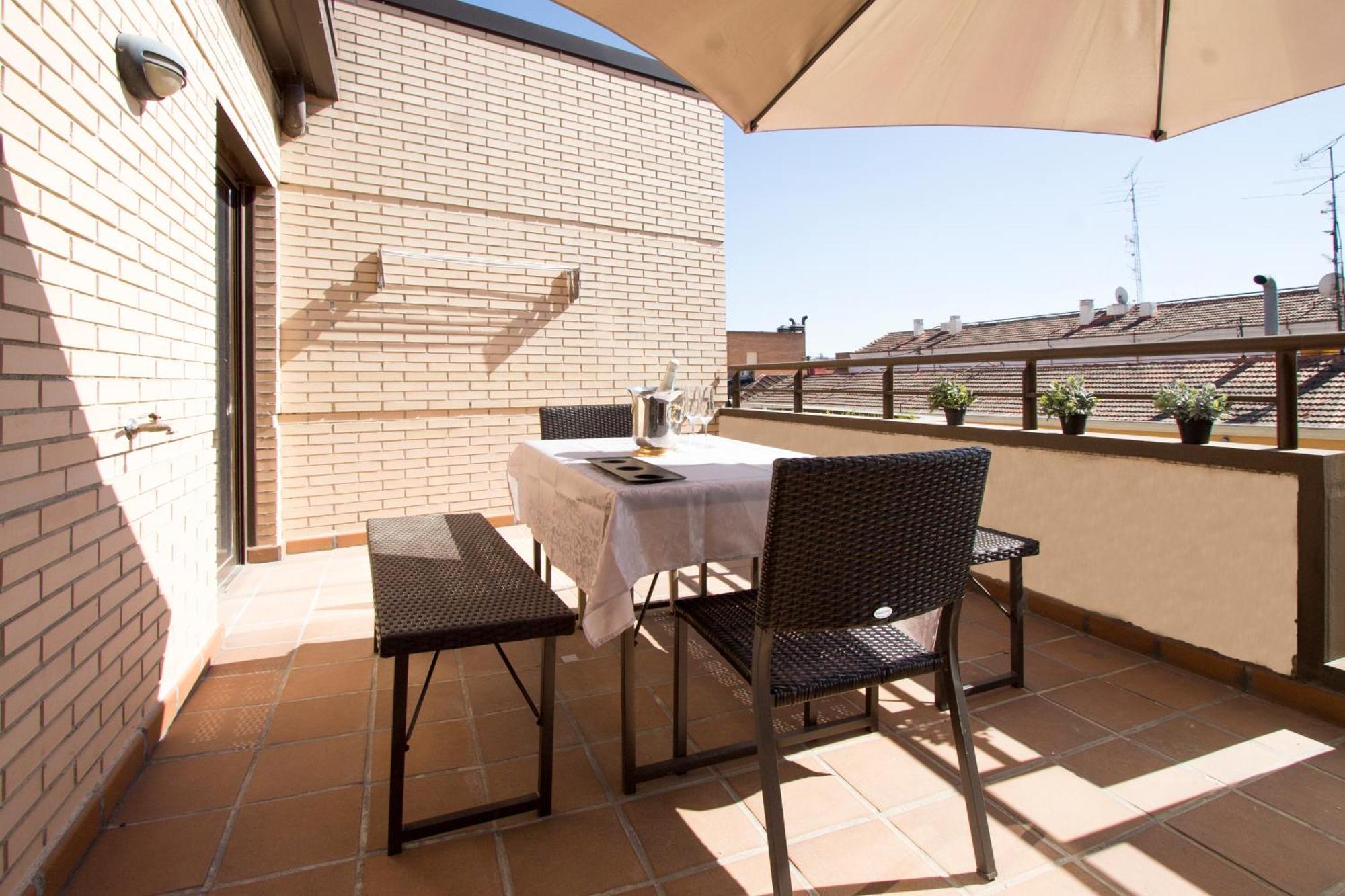 Apartamentos Adelfas Madrid Buitenkant foto