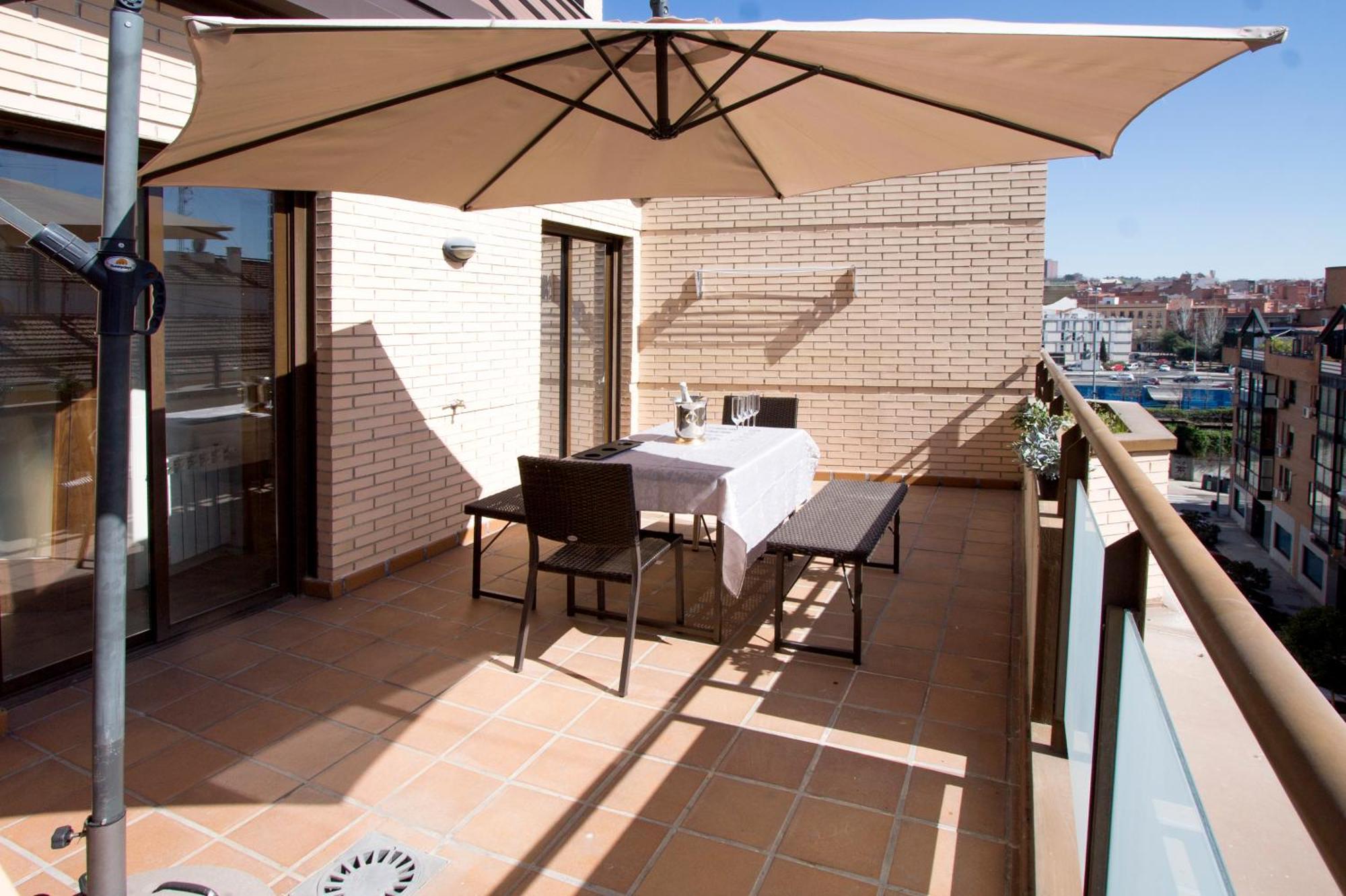 Apartamentos Adelfas Madrid Buitenkant foto